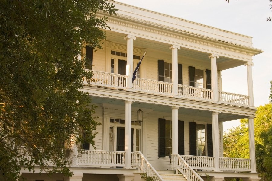 Crafting Charleston Homes with Heritage and Innovation